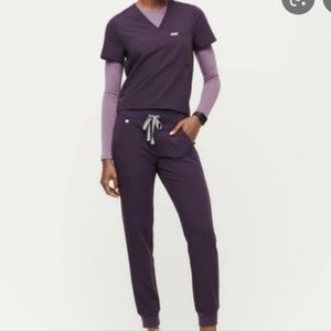 FIGS Women's Purple Shadow Catarina One-Pocket Scrub Top XXL